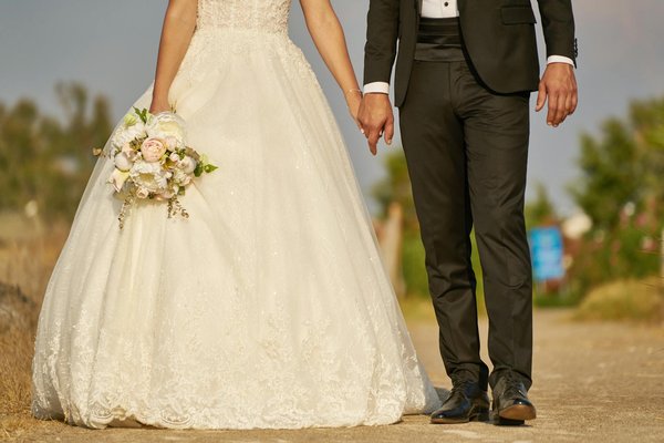 Quels sont les conseils pour un mariage réussi en extérieur?